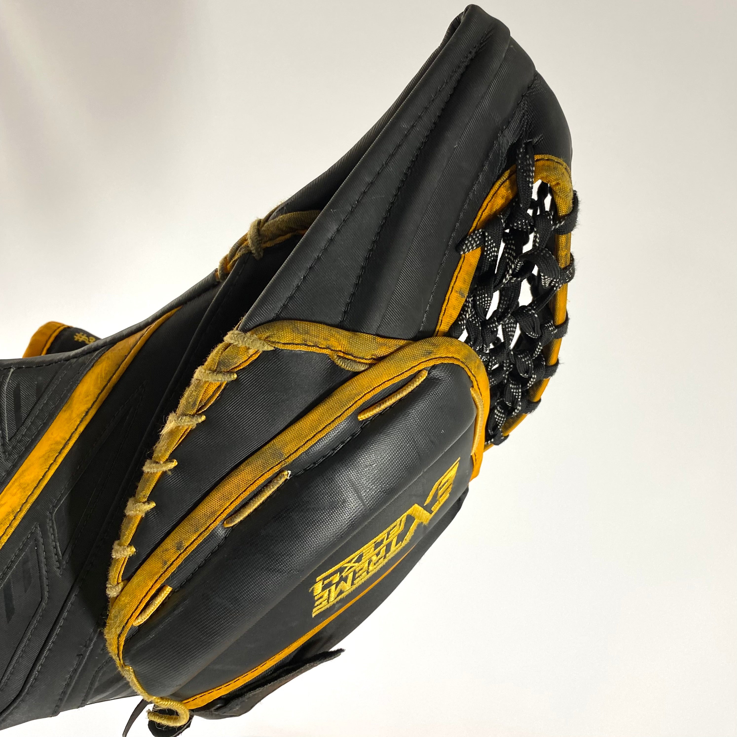 CCM Extreme Flex IV - Ensemble complet de gardien de but Pro Stock d'occasion (noir/jaune)